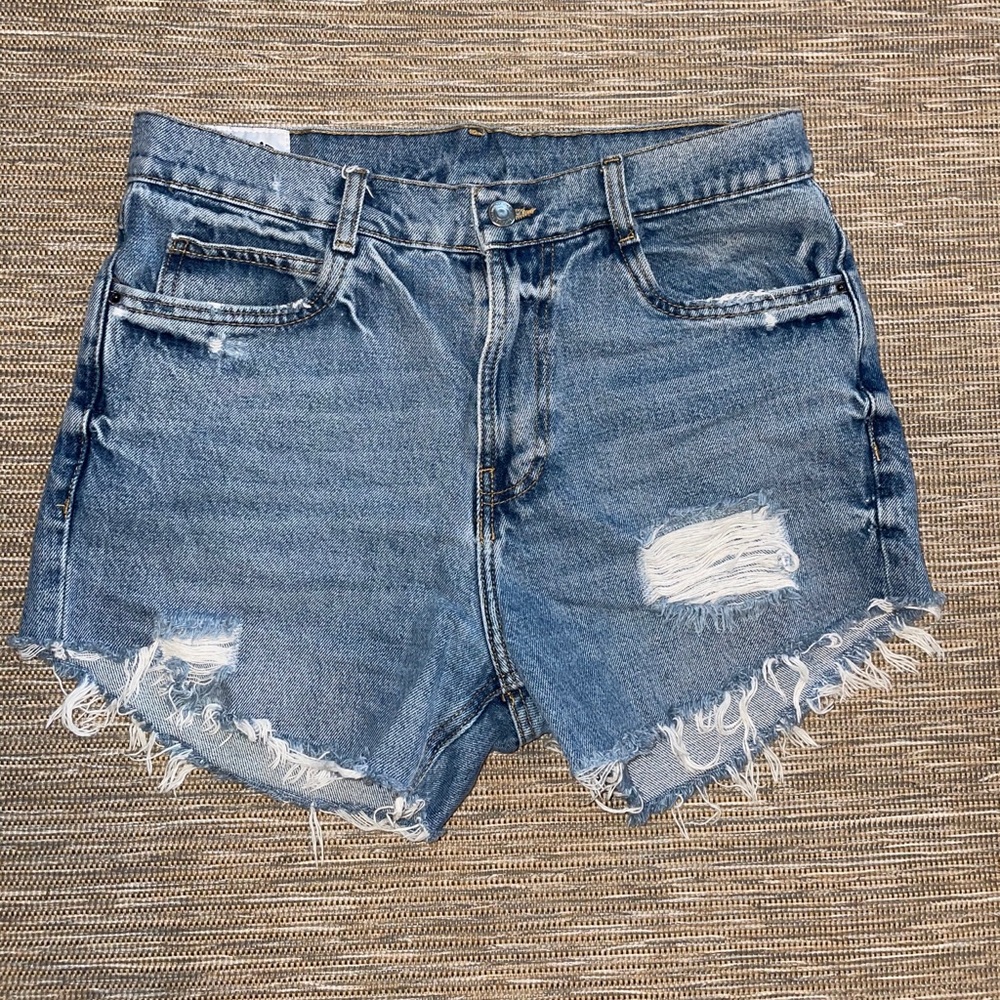 Zara distressed high waisted shorts